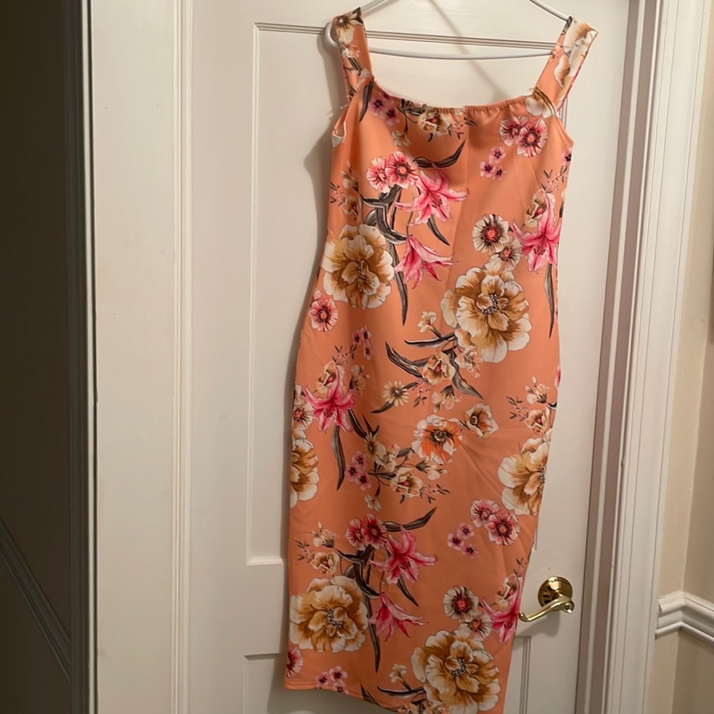 Boohoo (tall) midi dress- Size 12 tall